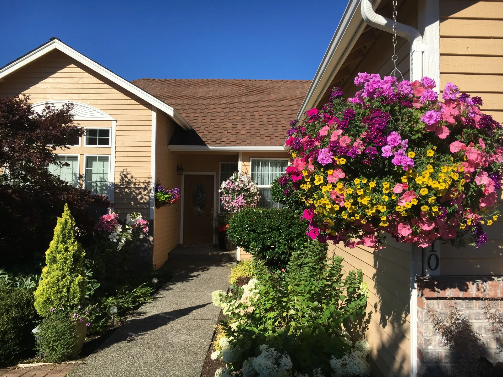 exterior house 8