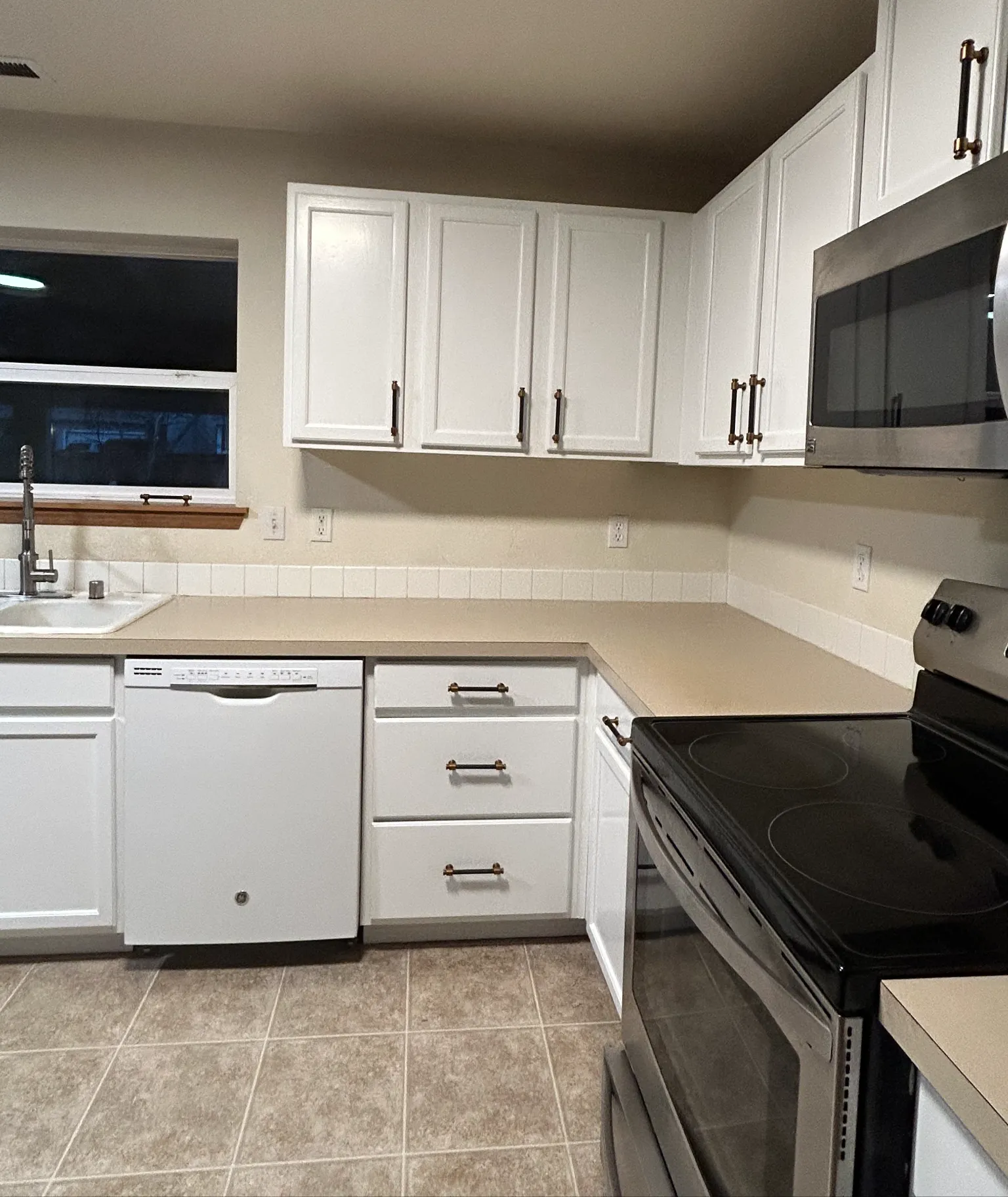 kitchen cabinets 1.1